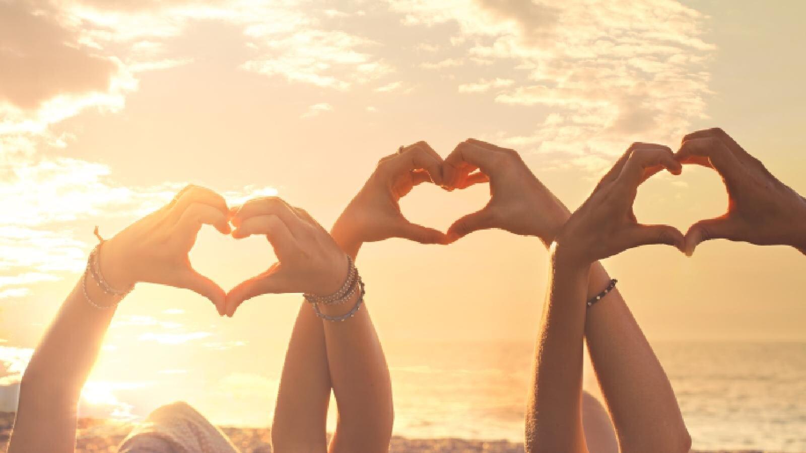 The Role of Friendship: Navigating Support During Turbulent Times