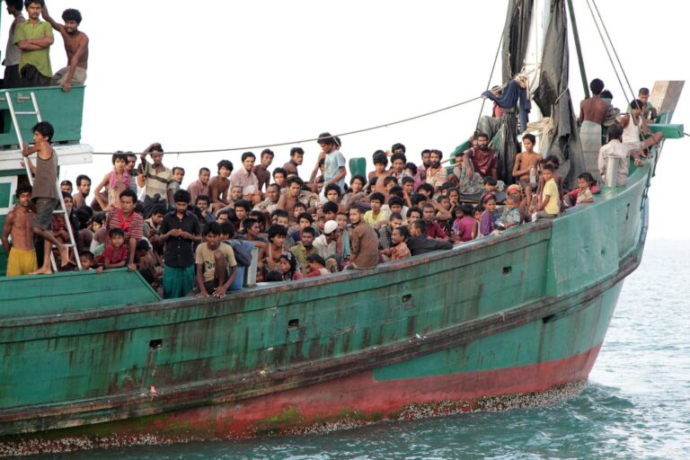 Bodies of migrants found in Libya mass grave, authorities say