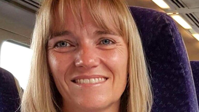 ‘I’m only asking for basic respect’ says trans doctor in NHS changing room row