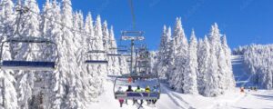 Hundreds of doctors flock to luxury ski resort after NHS warns of its worst week
