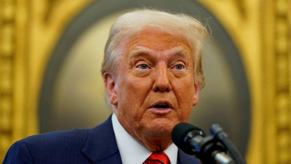 Analyzing the Political Landscape: What Trump’s Presence Means for Future Events