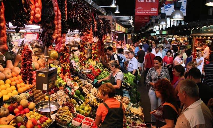 Market Implications: What Tim ⁤Cooks Announcement Means ‌for Competitors