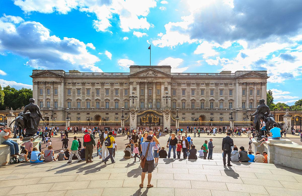 Strengthening ⁢Bonds: The Significance of Royal Engagements with Armed Forces