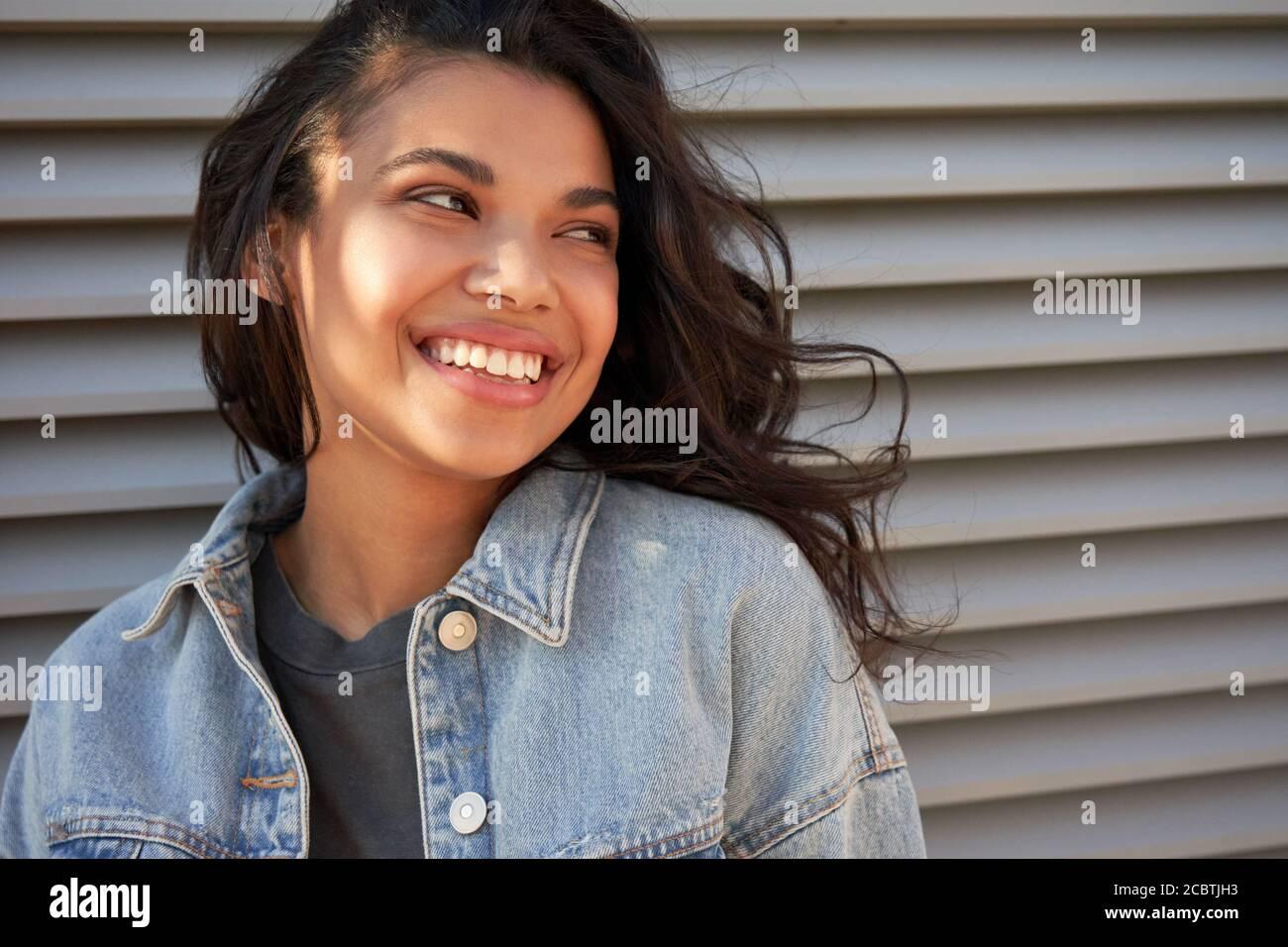 Recognizing Red⁣ Flags: ⁤Common Signs of Potential Danger ‌for​ Young Girls
