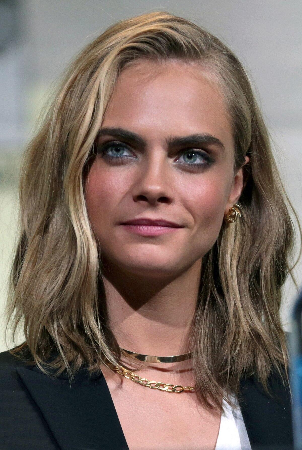 Cara Delevingne tears into former friend Kanye west with viral Amy Winehouse clip