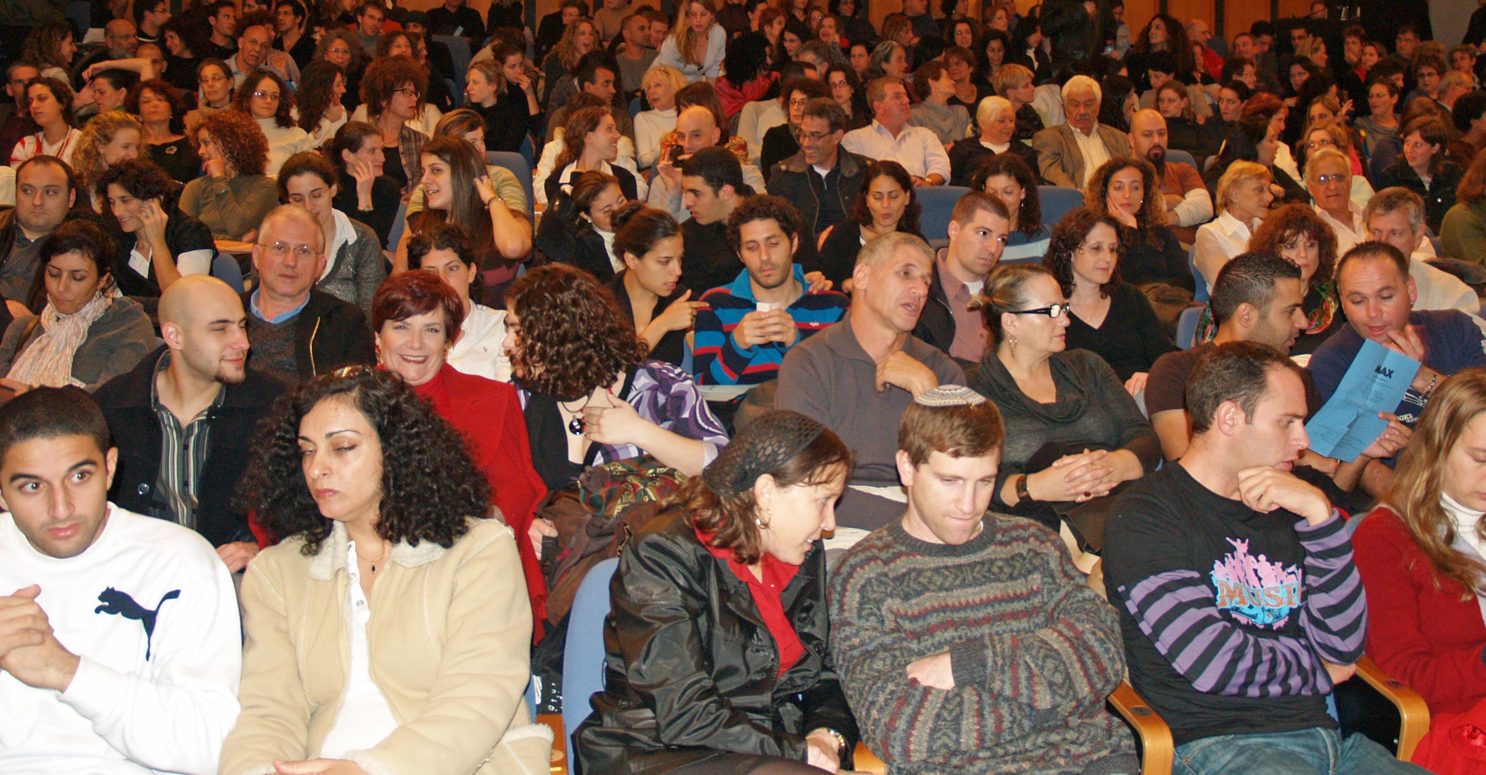 Audience Reactions: How Fans of the Show Are Responding to the Change