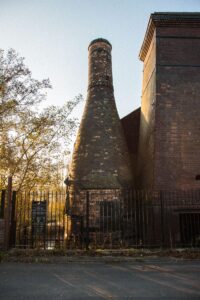 Calls to support Stoke-on-Trent’s pottery industry – BBC