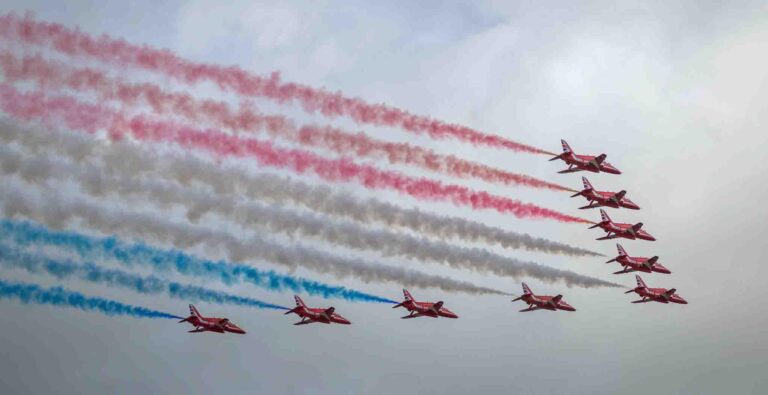 Red Arrows coming to Cambridgeshire as part of 2025 schedule – where are they today? – Cambridge News