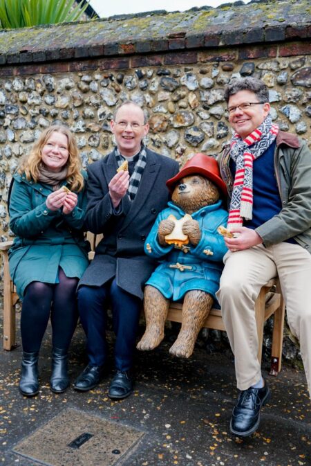Paddington Bear welcomed at Norwich Cathedral – The Association of English Cathedrals