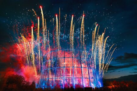 Gas holder in Granton illuminated – The Edinburgh Reporter