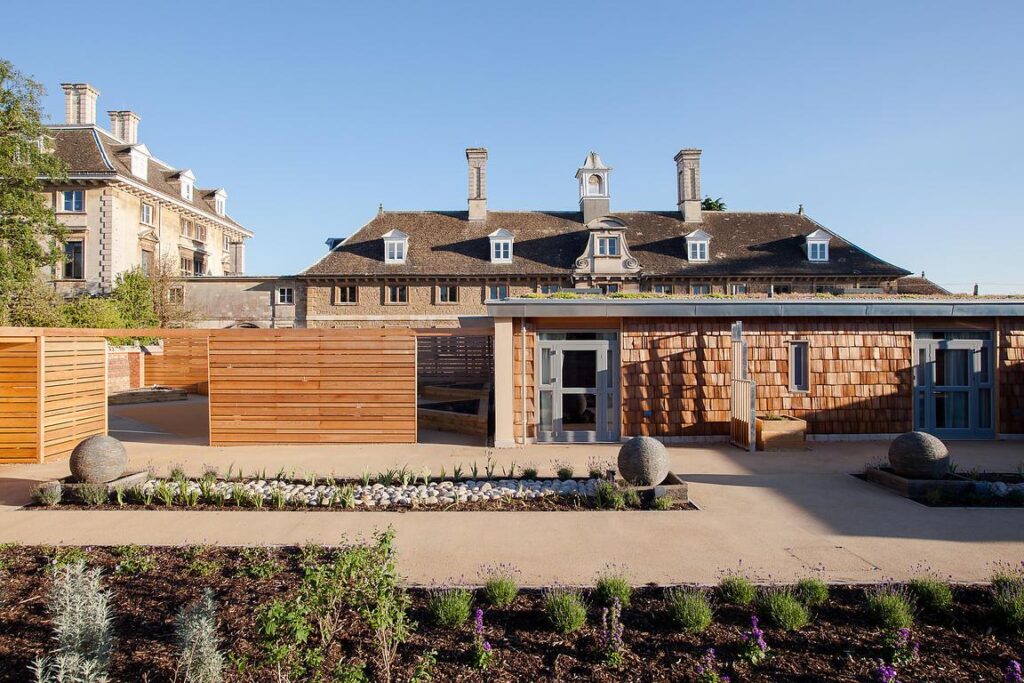 Thorpe Hall mansion in Peterborough up for sale to ensure hospice care can continue – Peterborough Telegraph
