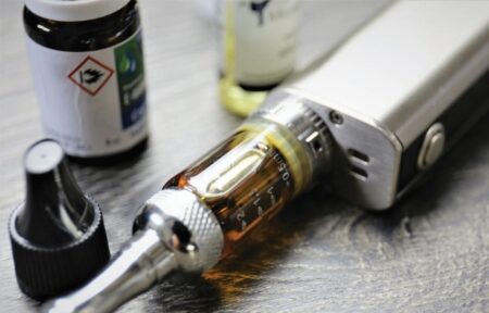Derby: Dangerous metals found in batch of illegal vapes – BBC