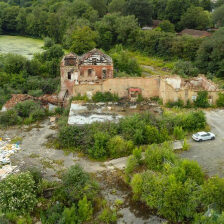 Mansfield: Derelict mill destroyed in fire to be demolished – BBC