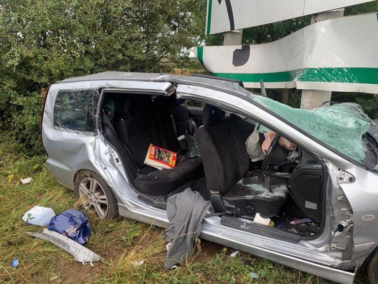 Runner finds woman after fatal A1 crash near Peterborough – BBC