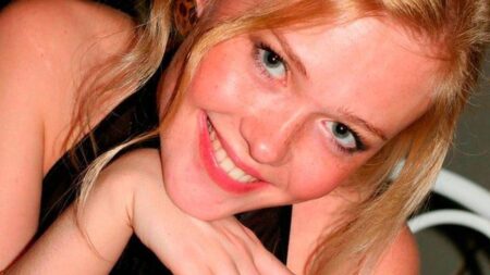 Homicide investigation after British woman shot in USA – BBC