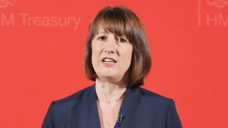 Rachel Reeves torn apart by owner of famous UK theme park – ‘she’s cost us £600k’ – Daily Express