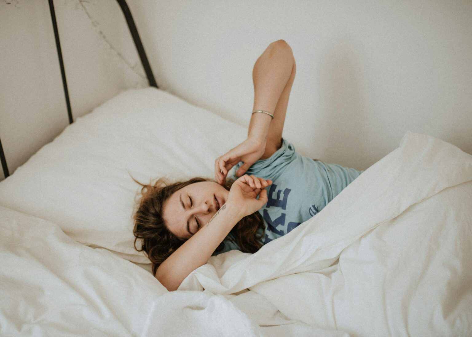 News – Poor sleep may fuel conspiracy beliefs, according to new research – University of Nottingham