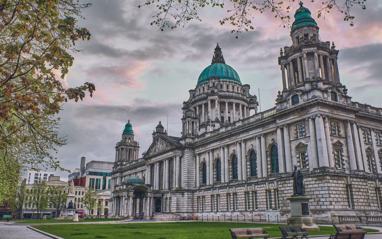 Belfast named UK’s top location for pub gigs – PRS for Music