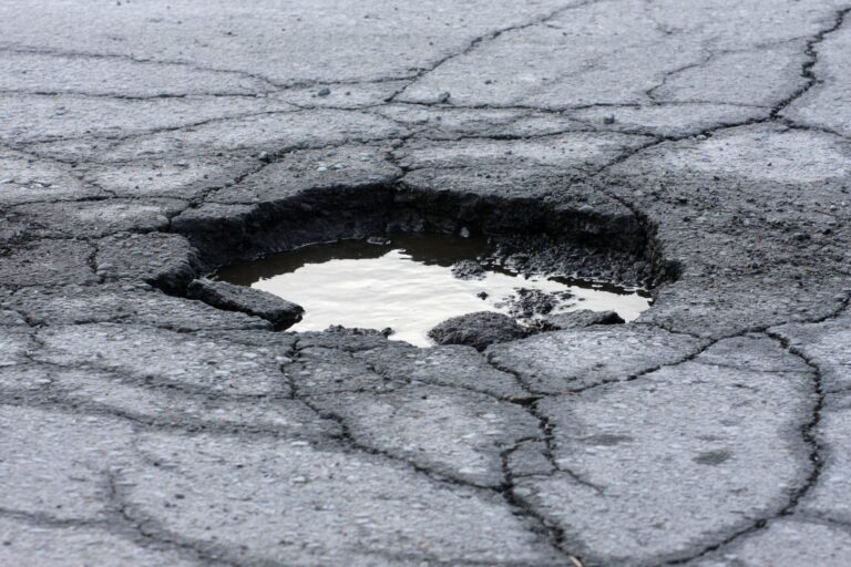 Self-healing potholes pave the way for more sustainable roads – King’s College London