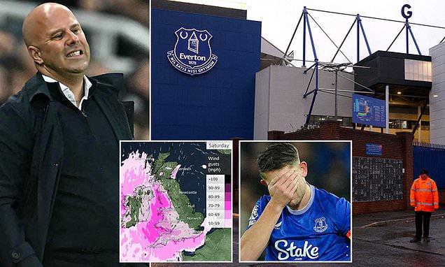Merseyside derby between Everton and Liverpool called off as Storm Darragh batters UK – The Independent