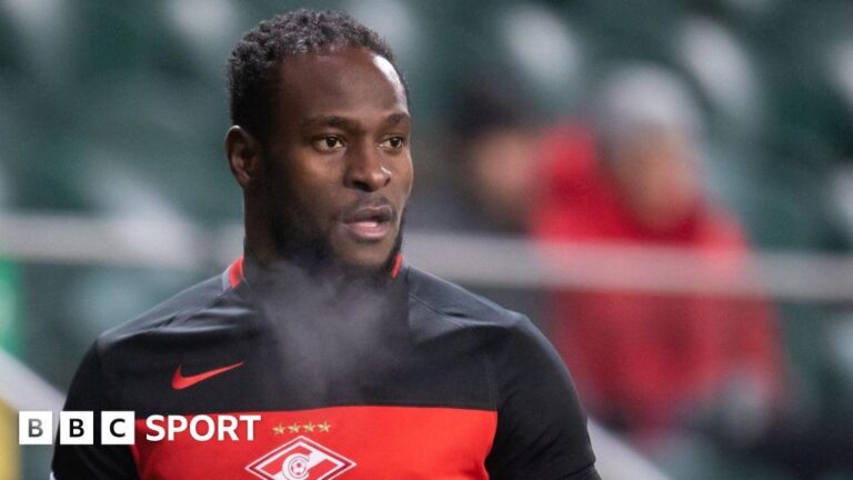 Victor Moses – First Team – Luton Town Football Club
