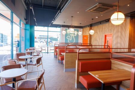 Popeyes Bristol officially opens after chicken fans queue overnight – Bristol Live