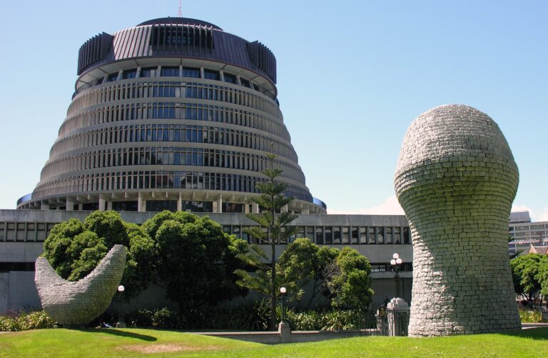 New Zealand vs England second Test: What to watch out for in Wellington – BBC