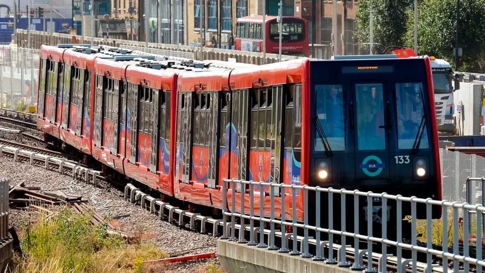 Croydon tram service disruption as engineering work gets under way – BBC