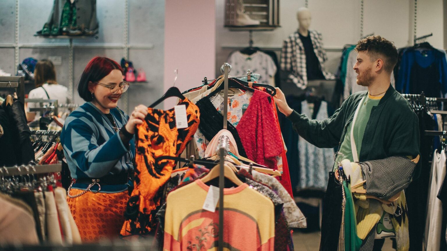 Norwich tops UK list for thrift shopping as Brits ’embrace sustainable fashion’ – TheIndustry.fashion