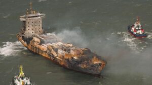 Crashed cargo ship Solong towed to Aberdeen – BBC
