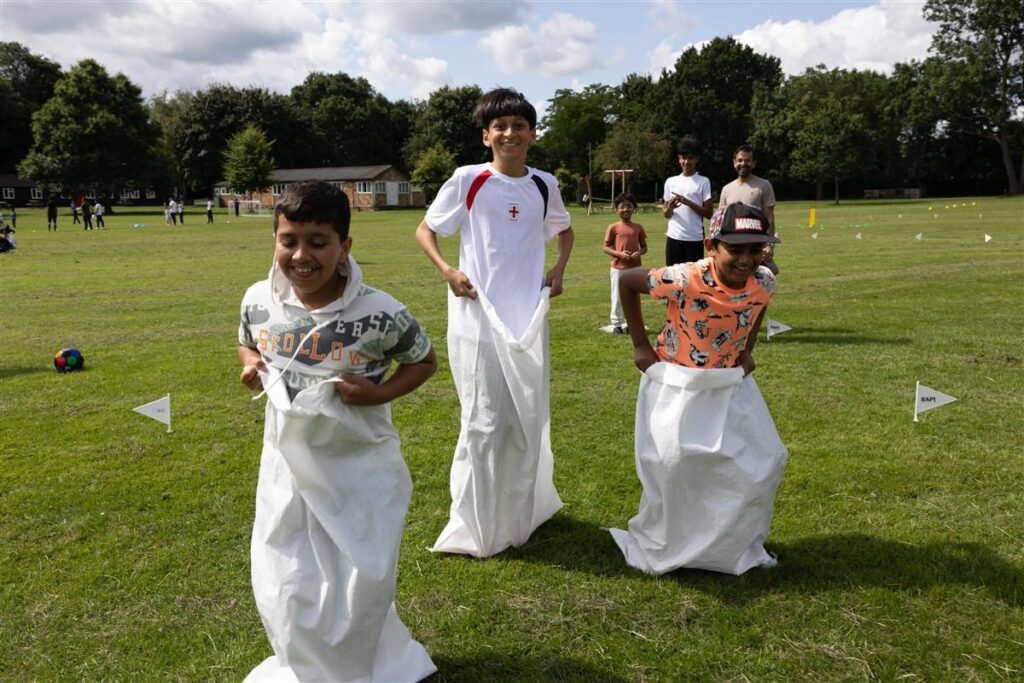 Bal-Balika Mandal Summer Camp, Leicester, UK – BAPS Swaminarayan Sanstha