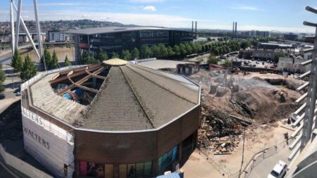 Newport: Seagull added £460k to leisure centre’s demolition bill – BBC