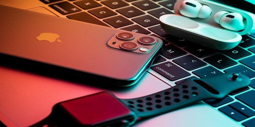 Apple must pay Optis $502 million lump sum in UK patent dispute, court rules – Reuters
