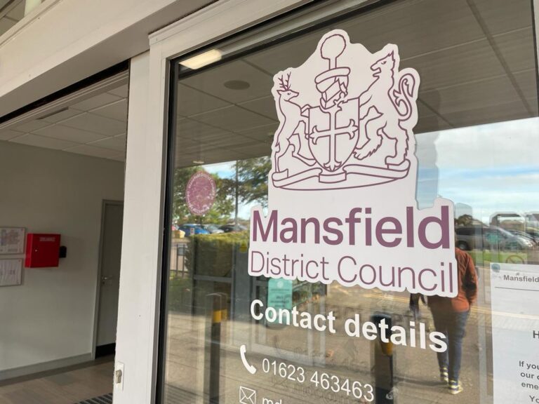 Three Mansfield independent councillors defect to Reform UK – BBC
