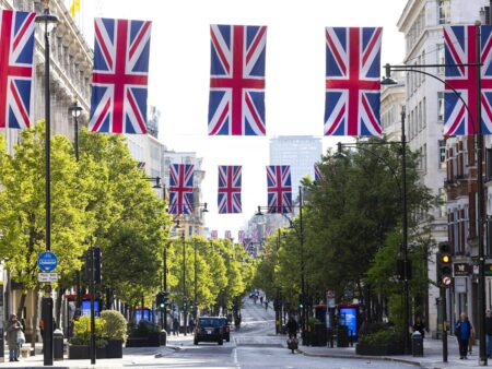 Ukrainian troops to join London procession to celebrate VE Day anniversary – Telegraph and Argus