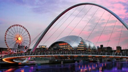 Newcastle pub named ‘most beautiful’ in UK as expert falls in love with famous building – Chronicle Live