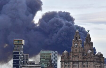 Large police cordon in Birkenhead live updates as fire and ambulance attend the scene – Liverpool Echo