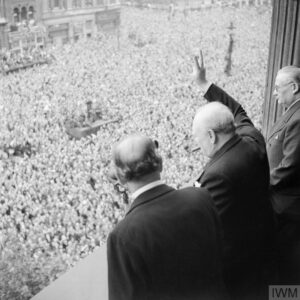 UK’s victory day parade draws thousands to mark 80 years since WWII – Al Jazeera