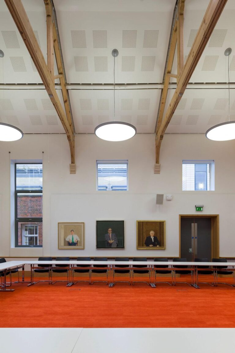 Leicester partners with Midlands universities to become Policing Academic Centre of Excellence – University of Leicester