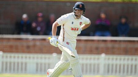 James Rew replaces injured Jordan Cox in England squad for Zimbabwe Test – BBC
