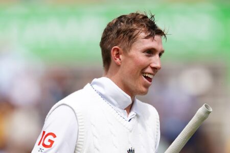Zak Crawley bucks the trend as wickets fall in England’s warm-up match – The Independent