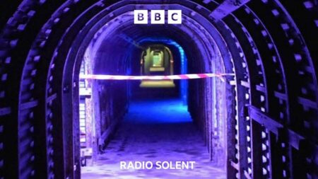 Tunnel marathon in Portsmouth underground bunker is UK first – BBC