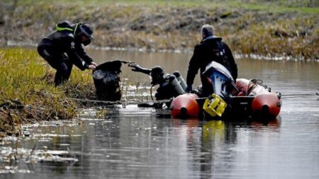Police divers search river for missing sisters in Aberdeen – Sky News