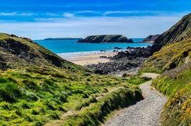 You can get helicopter rides around Cardiff and the Welsh coast this summer for less than £50 – Wales Online