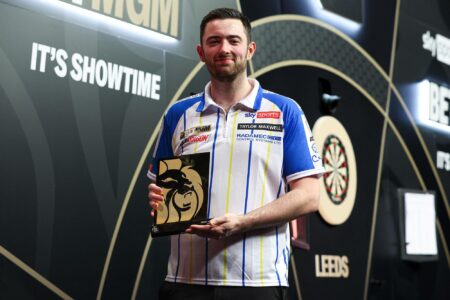 I watched Premier League Darts in Leeds for the first time and it was like entering another world – Yorkshire Evening Post
