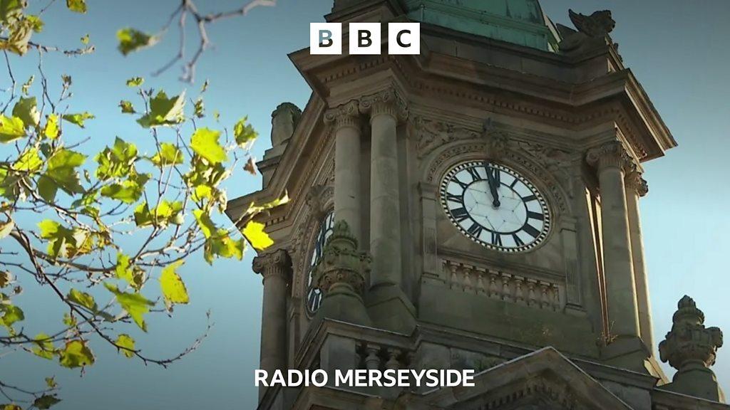 Birkenhead: Ding-dong over clocktower chime that is ‘too loud’ – BBC
