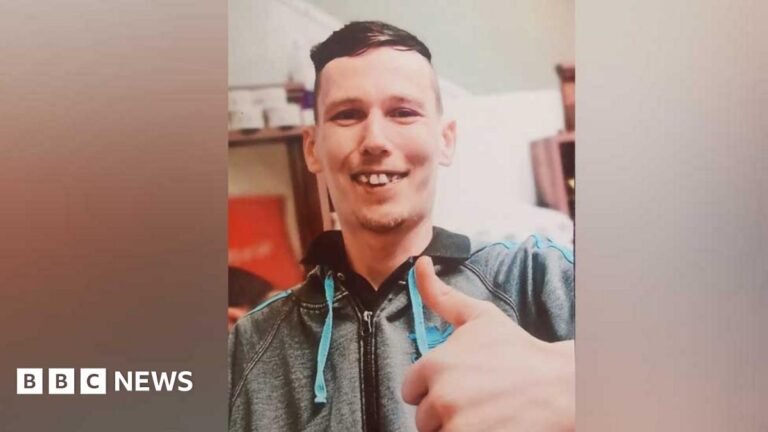 Luton stab victim died after giving chase with stick – jury told – BBC