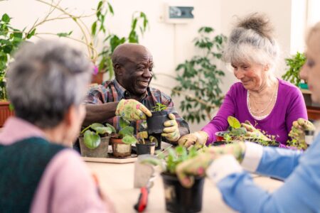 Age UK Sutton Volunteer Highlight – Meet Izzy our Welcome & Information Volunteer – Age UK