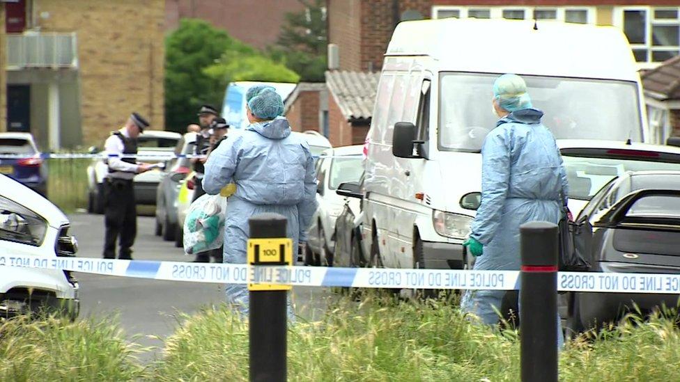Police search continues for third man at Surrey Street killing – Inside Croydon