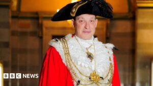 Dan Cohen becomes the 131st Lord Mayor of Leeds – Leeds City Council News
